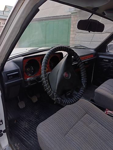 31029: ГАЗ 31029 Volga: 1993 г., 2.4 л, Механика, Бензин, Седан — 3
