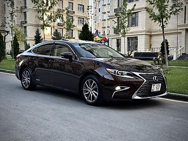 ешка 301: Lexus ES: 2017 г., 2.5 л, Вариатор, Гибрид, Седан — 2