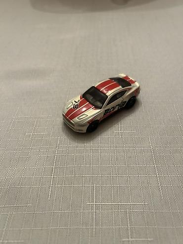 hot wheels formula 1: Miniatür yarış avtomobili oyuncağı - Korpus: tökmə metal (die-cast) — 1