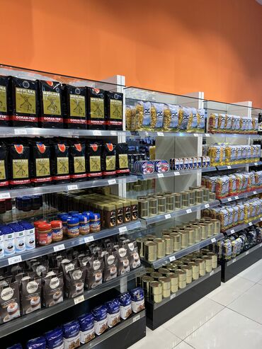 Rəf vitrinləri: Magaza ucun vitrinler hundurluk 1.50 en 090 sm. Divar vitrinleri ise — 13