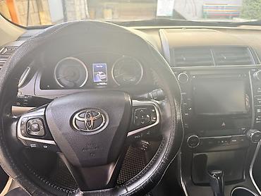 spark 2018: Toyota Camry: 2015 г., Автомат, Гибрид, Седан — 4