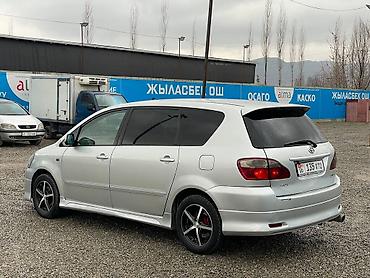 Toyota: Toyota Ipsum: 2002 г., 2 л, Автомат, Бензин, Минивэн — 5