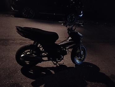 changan beni: Stunt/drag üslubunda modifikasiya edilmiş moped-baza - Çərçivə və — 2