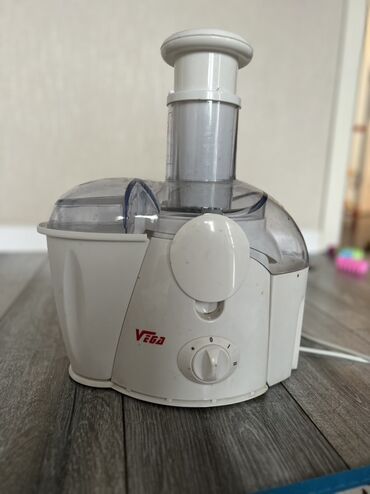 паровой утюжок для одежды: Соковыжималка, Новый, Самовывоз, Платная доставка at lalafo.kg паровой утюжок для одежды: Соковыжималка, Новый, Самовывоз, Платная доставка