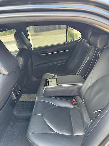 rolls royce phantom: Toyota Camry: 2019 г., 3.5 л, Автомат, Бензин, Седан — 10
