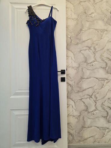 meqa max: Məhsul: Gecə/ziyafət geyimi - Rəng: Saf krallıq mavisi - Model: Uzun