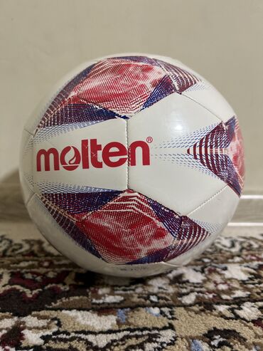 стоимость волейбольного мяча: Футбол топ сатылат! Фирма:moiten,размер 4,Цена:1000сом,под оригинал