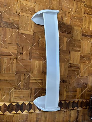 w204 spoiler: Ağ rəngli arxa spoiler (qanad) - Tip: Universal idman tipli arxa — 2