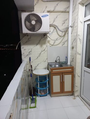 Uzunmüddətli kirayə mənzillər: 2 otaqli mənzil – studiya tipli mətbəx və geniş yataq otağı - Açıq — 9