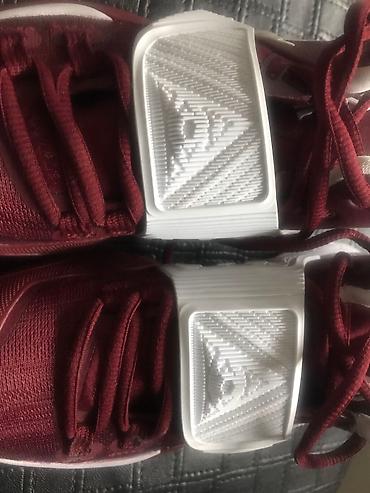 rumenilo max factor: Nike Kyrie 6 basketball sneakers. Original iz Amerike. Br 36(23cm — 6