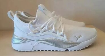женская обувь и одежда: Кроссовки, 39, Puma, Новый, цвет - Белый, Самовывоз, Платная доставка