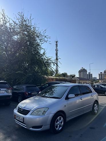 low ll: Toyota Allex: 2003 г., Автомат, Бензин, Хэтчбэк — 3