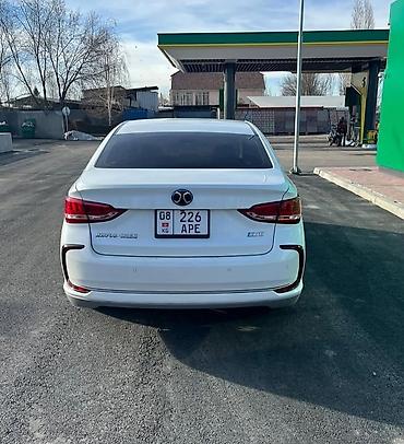 r50: Dongfeng : 2019 г., Автомат, Электромобиль, Седан — 2