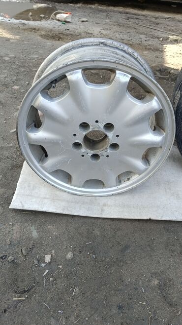 диск на sprinter: Дисктер R 16