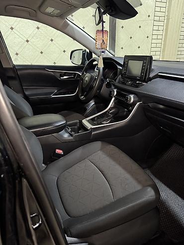 lend cruizer: Toyota RAV4: 2020 г., 2.5 л, Автомат, Бензин, Кроссовер — 6