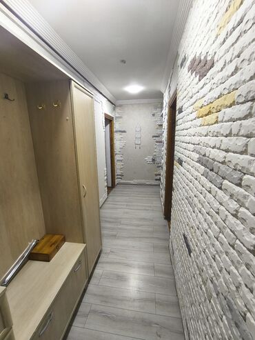 Mənzil alıram: Mənzildə mətbəx və dəhliz komplekti - Mətbəx mebeli: yuxarı-aşağı — 4