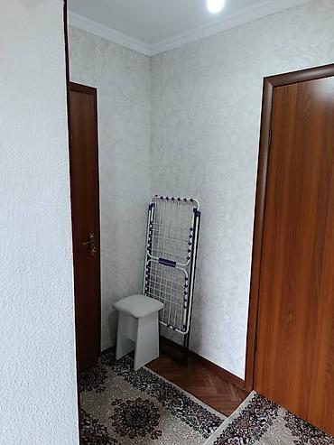 Продажа полдома: Сдаю. дом в районе 4 гор.больницы. Количество комнат 2 Площадь:42м2 — 5