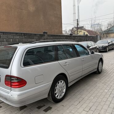 Mercedes-Benz: Mercedes-Benz E-Class: 2000 г., 3.2 л, Автомат, Газ, Универсал at lalafo.kg — 5 Mercedes-Benz: Mercedes-Benz E-Class: 2000 г., 3.2 л, Автомат, Газ, Универсал — 5