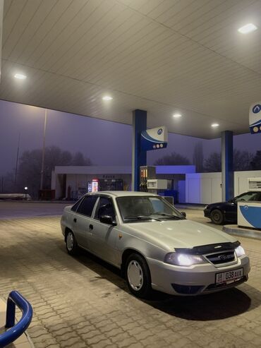 Daewoo: Daewoo Nexia: 2008 г., 1.5 л, Механика, Бензин, Седан — 4