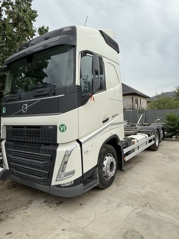 купить вольво тандем в европе: Грузовик, Volvo, Новый