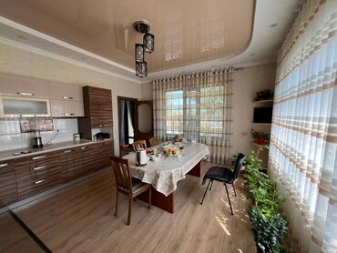 дом 3 этаж: Дом, 203 м², 5 комнат, Агентство недвижимости, Евроремонт