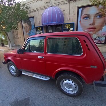 vaz 2107 pərdə: VAZ (LADA) 4x4 Niva: 1.7 l | 1989 il | 47828 km Ofrouder/SUV