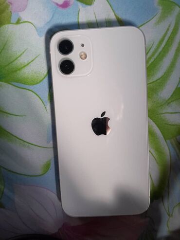 Apple iPhone: IPhone 12, Б/у, 128 ГБ, Белый, Защитное стекло, Чехол, Кабель, 78 %
