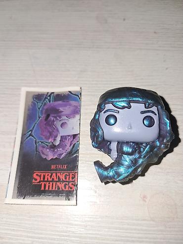 kinder stranger things: Heykəlciklər — 1
