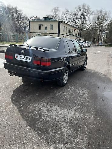климат контроль 210: Volkswagen Vento: 1994 г., 1.8 л, Механика, Бензин, Седан — 8