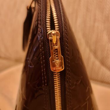 Çantalar: Əl çantası, Louis Vuitton — 5