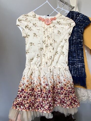 каракол детские вещи: Очень нежное платье! Состояние отличное! Цена 300 с Заходите в мой