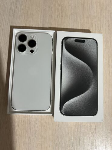 эпо воч: IPhone 15 Pro, Б/у, 256 ГБ, White Titanium, Защитное стекло, Коробка, 90 %