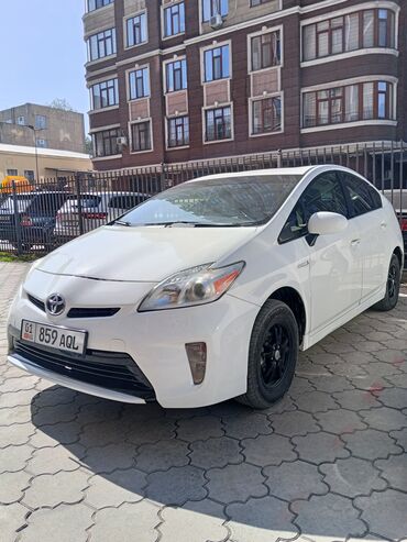 дом на колесах цены: Toyota Prius: 2013 г., 1.8 л, Автомат, Гибрид, Седан