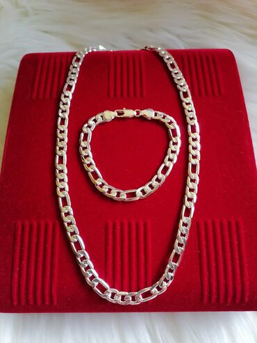 Ogrlice: Komplet ogrlica i narukvica
Cena:2200din na lalafo.rs — 4 Ogrlice: Komplet ogrlica i narukvica
Cena:2200din — 4