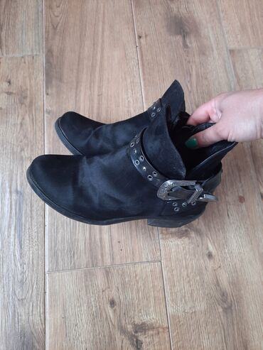 gumene čizmice: Ankle boots, 37