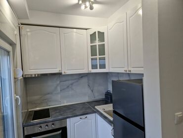 Prodaja stanova: 2 sobe, 33 kv. m, 3 sprat — 5