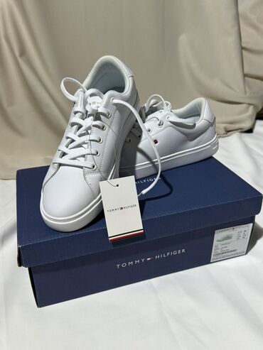 кроссовки адидас мужские оригинал кожаные: Мужские кроссовки, 38, Tommy Hilfiger, Новый, цвет - Белый, Платная доставка
