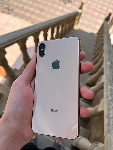 sazz problem: IPhone Xs Max, 64 GB, Matte Gold — 2