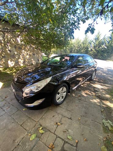 Hyundai: Hyundai Sonata: 2 l | 2012 il Sedan — 4