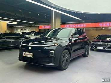 Lixiang: Lixiang L6: 2025 г., 1.5 л, Автомат, Гибрид — 6