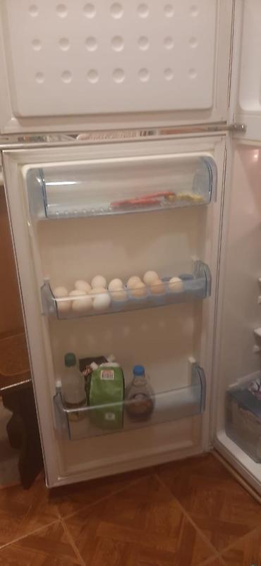 soyuducu qutu: Beko iki qapılı soyuducu - Üst hissədə ayrıca dondurucu bölmə, alt — 1