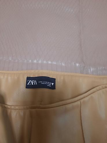 Брюки: Джинсы, штаны под кожу, рубашка. каждая вещь по 400с. состояние — 10