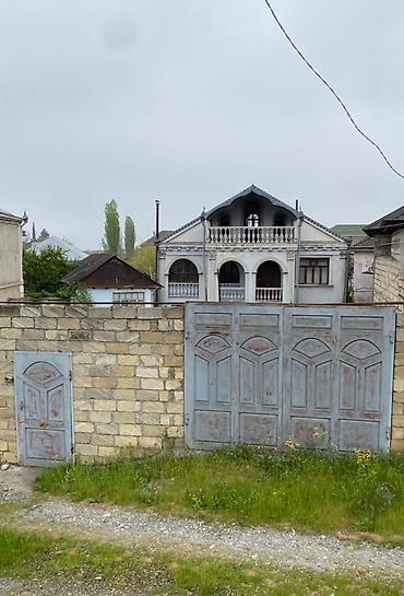 28 may: Xacmazda m.ə.sabir 74 unvaninda kursulu ve mansarli tecili ev satilir — 4