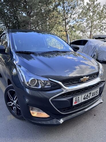маленькая машина: Chevrolet Spark: 2018 г., 1 л, Автомат, Бензин, Хэтчбэк