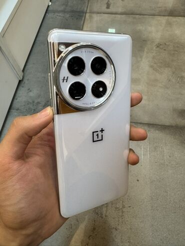 купить редми нот 14 про: OnePlus 12, Колдонулган, 256 ГБ, түсү - Ак, 1 SIM, 2 SIM