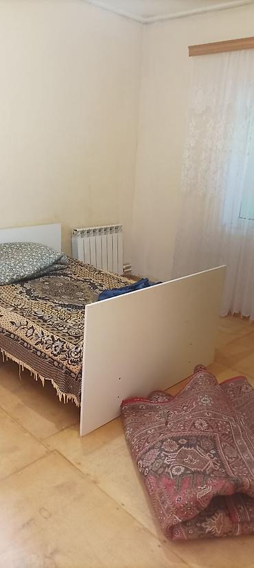 gencede ev: Kirayə verilir: 3 otaqlı mənzil - Planlama: ayrı mətbəx, geniş zal — 4
