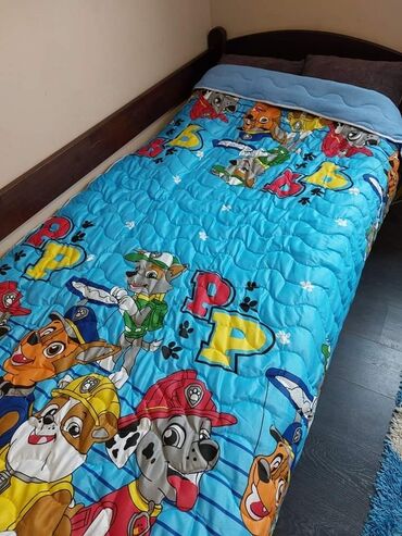 Ostale dečije stvari: Štep deke-140*200
Materijal-pamučno platno,frotir
Cena-1800 din — 9