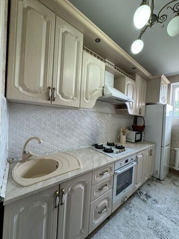 Продажа квартир: 4 комнаты, 80 м², 106 серия улучшенная, 2 этаж, Евроремонт — 9