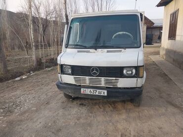 zapchasti ford fokus 2 bu: Грузовик, Mercedes-Benz, 3 т, Б/у