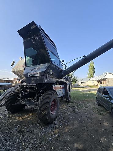 Зерноуборочные комбайны: Нива эффект комбайн сатылат,4 балону масло боюнча, состояниясы аябай at lalafo.kg — 20 Зерноуборочные комбайны: Нива эффект комбайн сатылат,4 балону масло боюнча, состояниясы аябай — 20